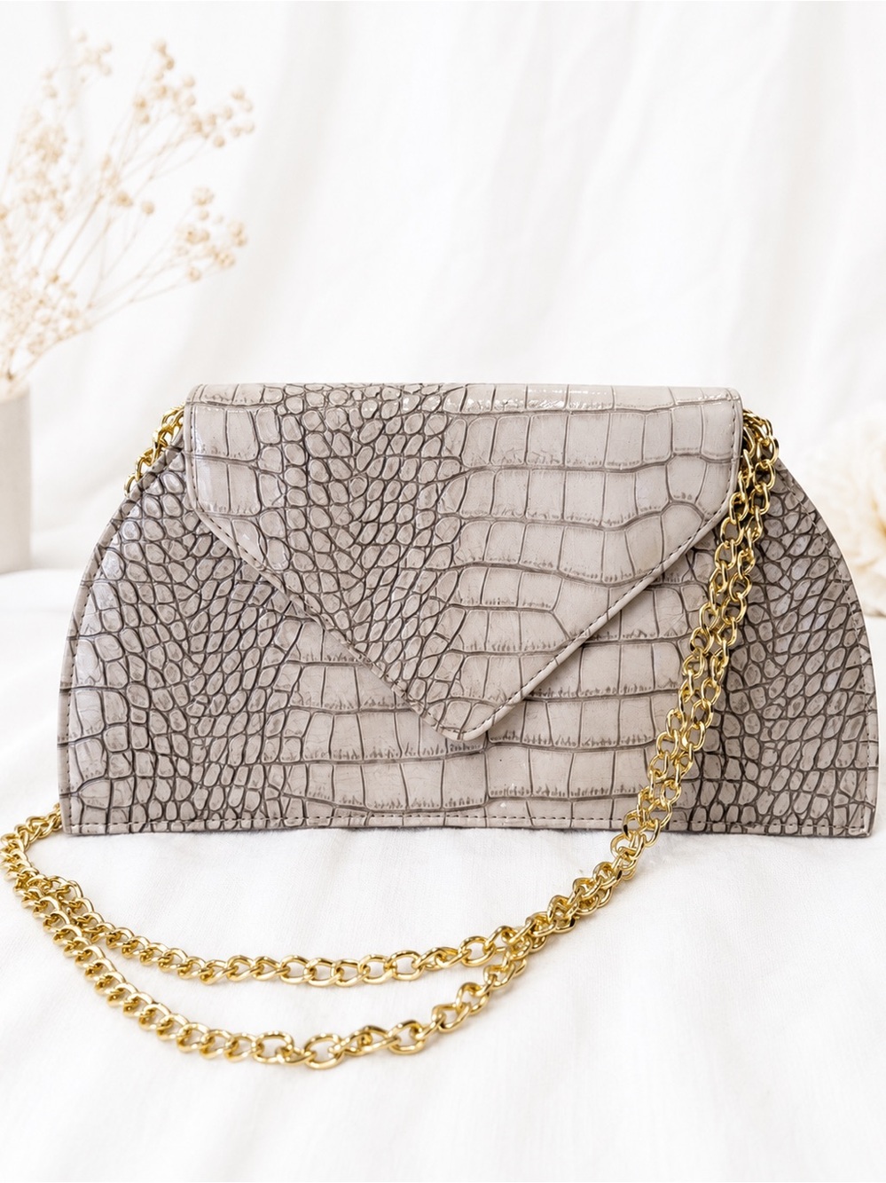 Joy & Iman Croc Embossed Cream Clutch Crossbody Chain Shoulder Bag Gold Chain